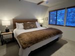 King Suite Super Comfy Bed